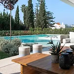 Martine, Nueva Andalucia, Nyaraló Marbella