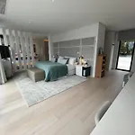 Martine, Nueva Andalucia, Marbella