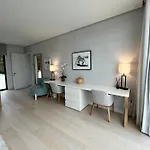 Nyaraló Martine, Nueva Andalucia, *