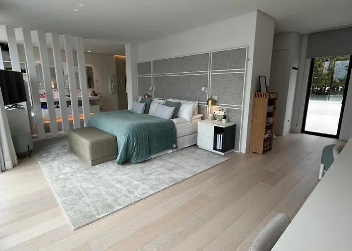 Martine, Nueva Andalucia, Marbella