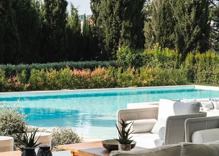 Martine, Nueva Andalucia, Dom wakacyjny