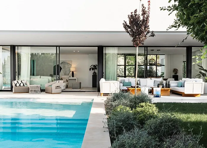 Dom wakacyjny Martine, Nueva Andalucia, *