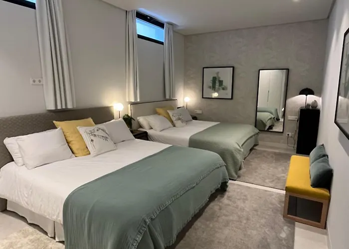 Martine, Nueva Andalucia, Dom wakacyjny