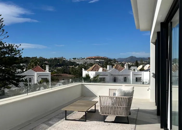 Martine, Nueva Andalucia, بيت للعطل *