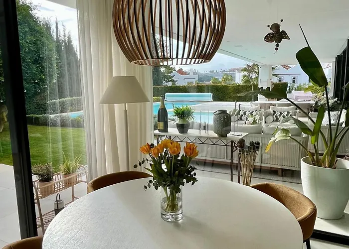 Martine, Nueva Andalucia, بيت للعطل *